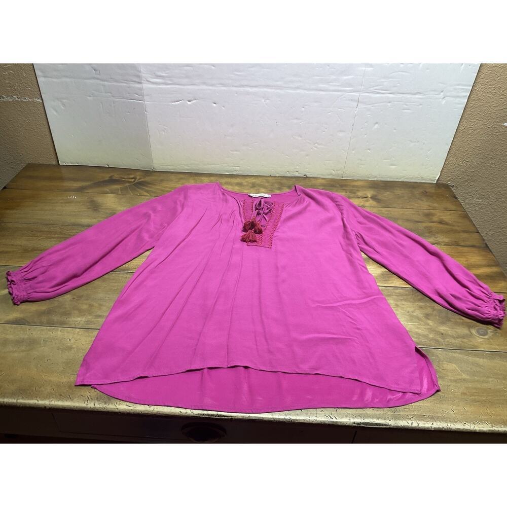Johnny Was CALME Magenta Fushia Boho Embroidered Tunic Top Blouse Size M Tassel